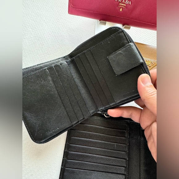 🔥Prada Wallets (4 pcs) - Picture 14 of 17